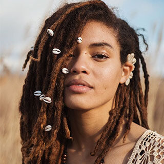 loc accessories - short afros